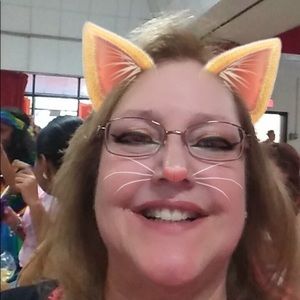 Meet your Posher, Linda